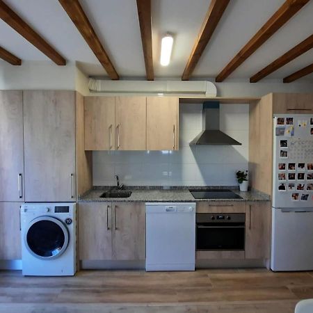Preciosos Apartamentos A 15 Minutos De Comillas Periedo Kültér fotó