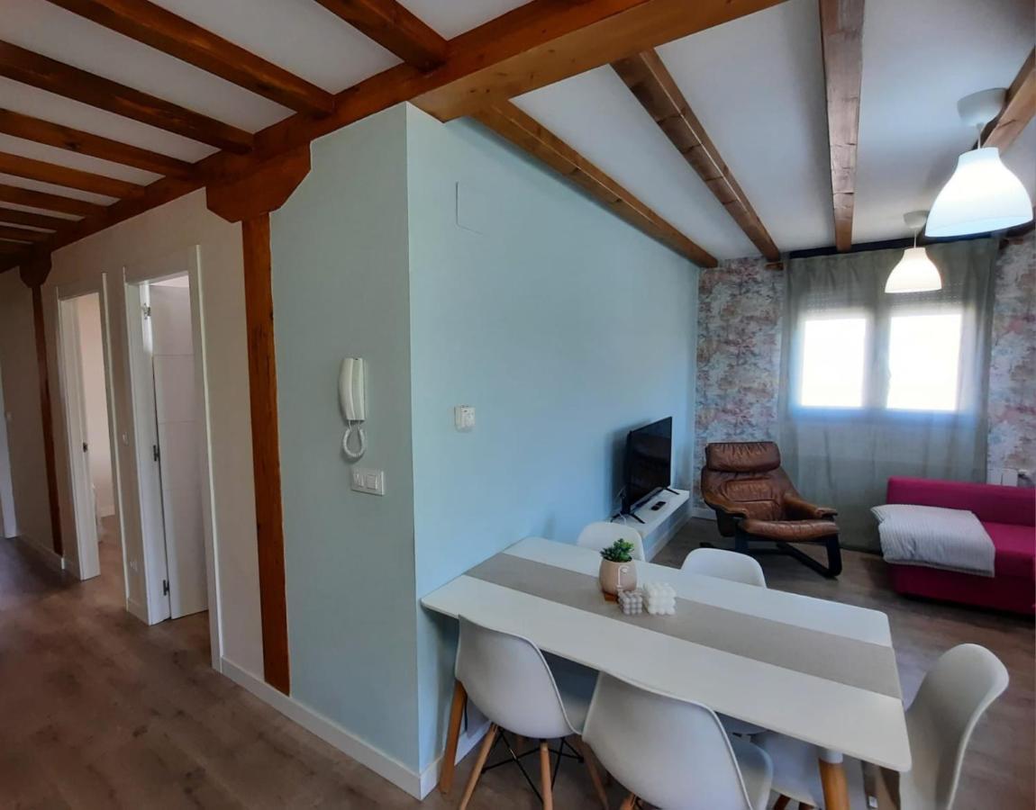Preciosos Apartamentos A 15 Minutos De Comillas Periedo Kültér fotó